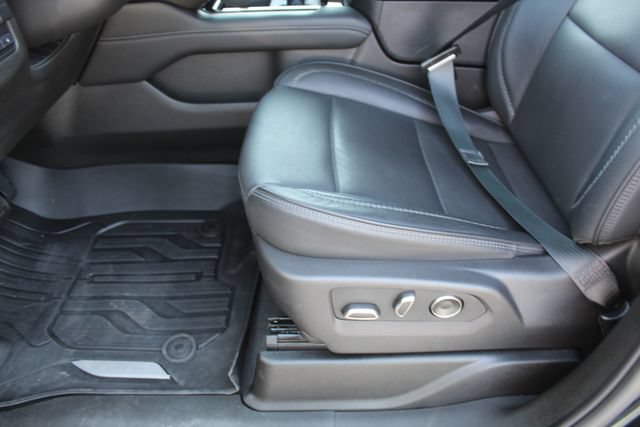 Used 2025 GMC Yukon Denali w/ Denali Reserve Package AWD/4WD image 42