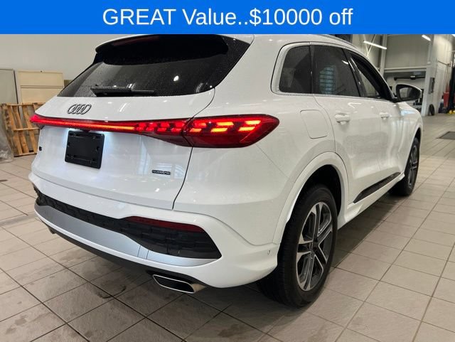 Used 2025 Audi Q5 Premium w/ 19" Wheel Package AWD/4WD image 7
