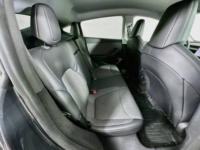 Used 2026 Tesla Model Y AWD image 23
