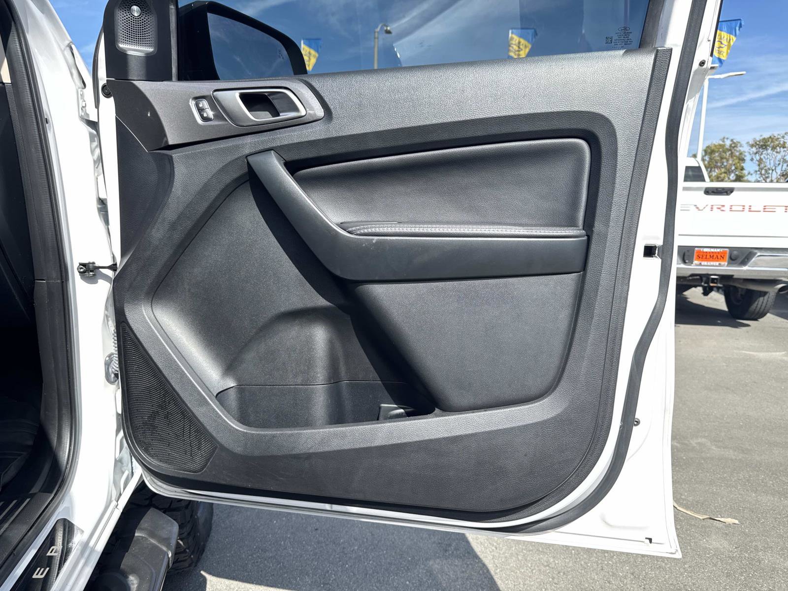 Used 2019 Ford Ranger Lariat w/ Black Appearance Package image 28