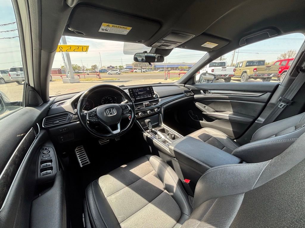 Used 2020 Honda Accord Sport image 11
