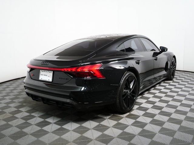 Used 2023 Audi RS e-tron GT image 3