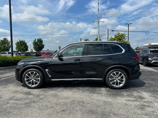 New 2026 BMW X5 xDrive50e w/ Climate Comfort Package AWD/4WD image 7