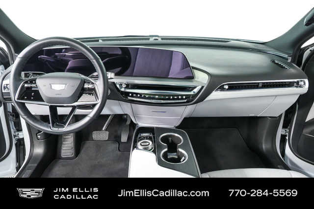 Certified 2024 Cadillac Lyriq Luxury image 17