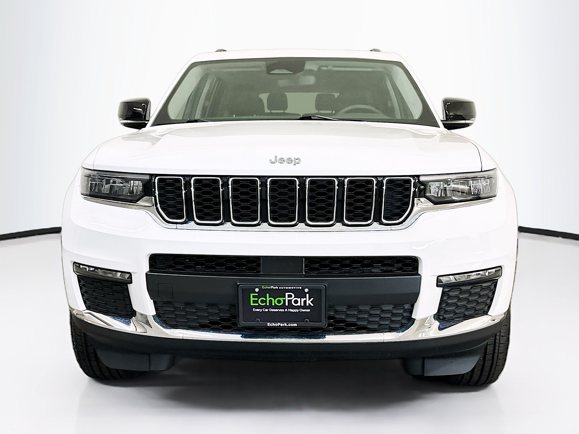 Used 2023 Jeep Grand Cherokee L Limited AWD/4WD image 2