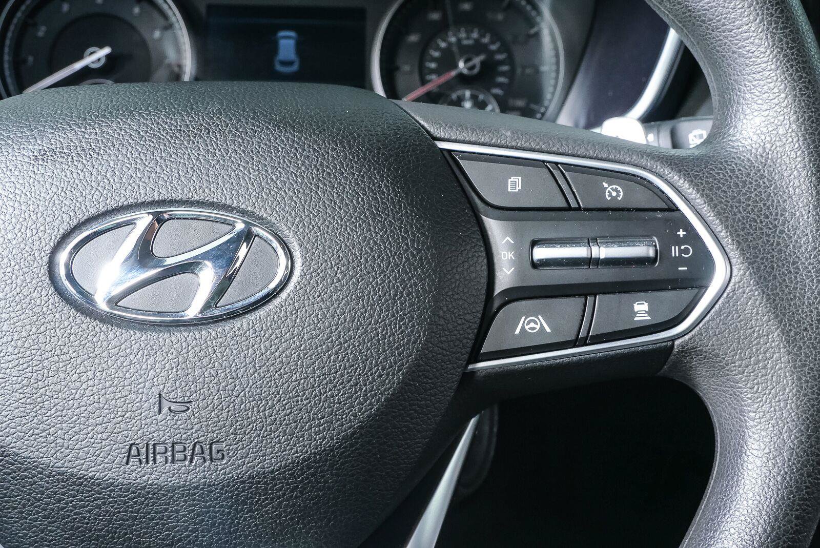 Used 2023 Hyundai Santa Fe SE AWD/4WD image 11