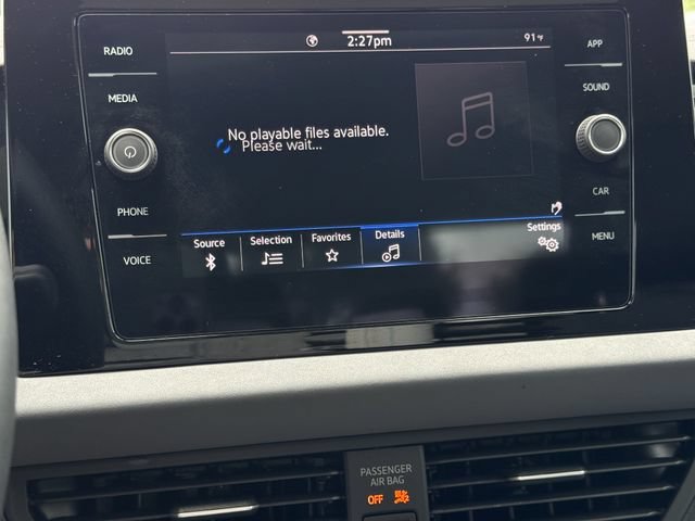 Used 2026 Volkswagen Jetta SE FWD image 16