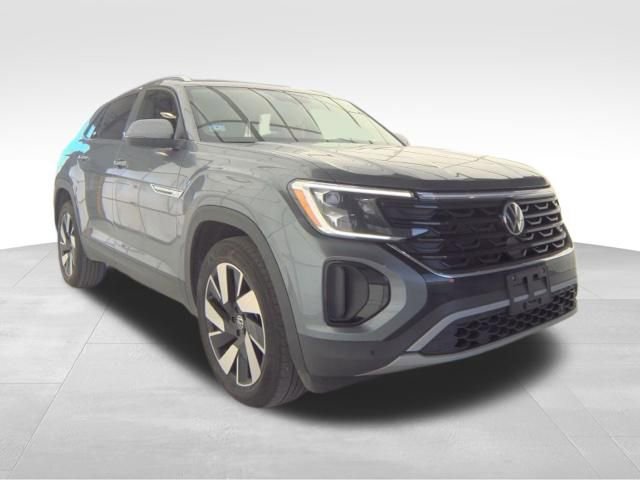 Used 2025 Volkswagen Atlas Cross Sport SE AWD/4WD image 5