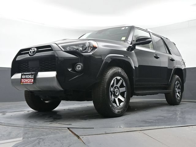 Certified 2023 Toyota 4Runner TRD Off-Road Premium w/ Moonroof Package AWD/4WD image 31