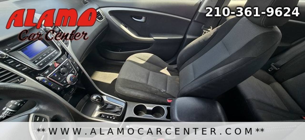 Used 2016 Hyundai Elantra GT FWD image 36
