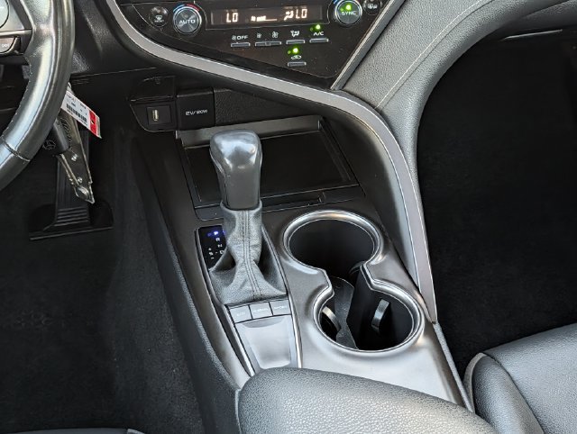Certified 2024 Toyota Camry SE FWD image 14