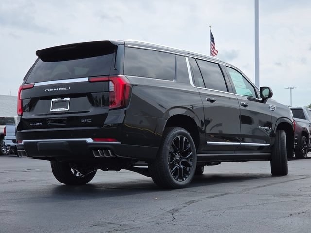 New 2026 GMC Yukon XL Denali w/ Sun & Power Step Package AWD/4WD image 18
