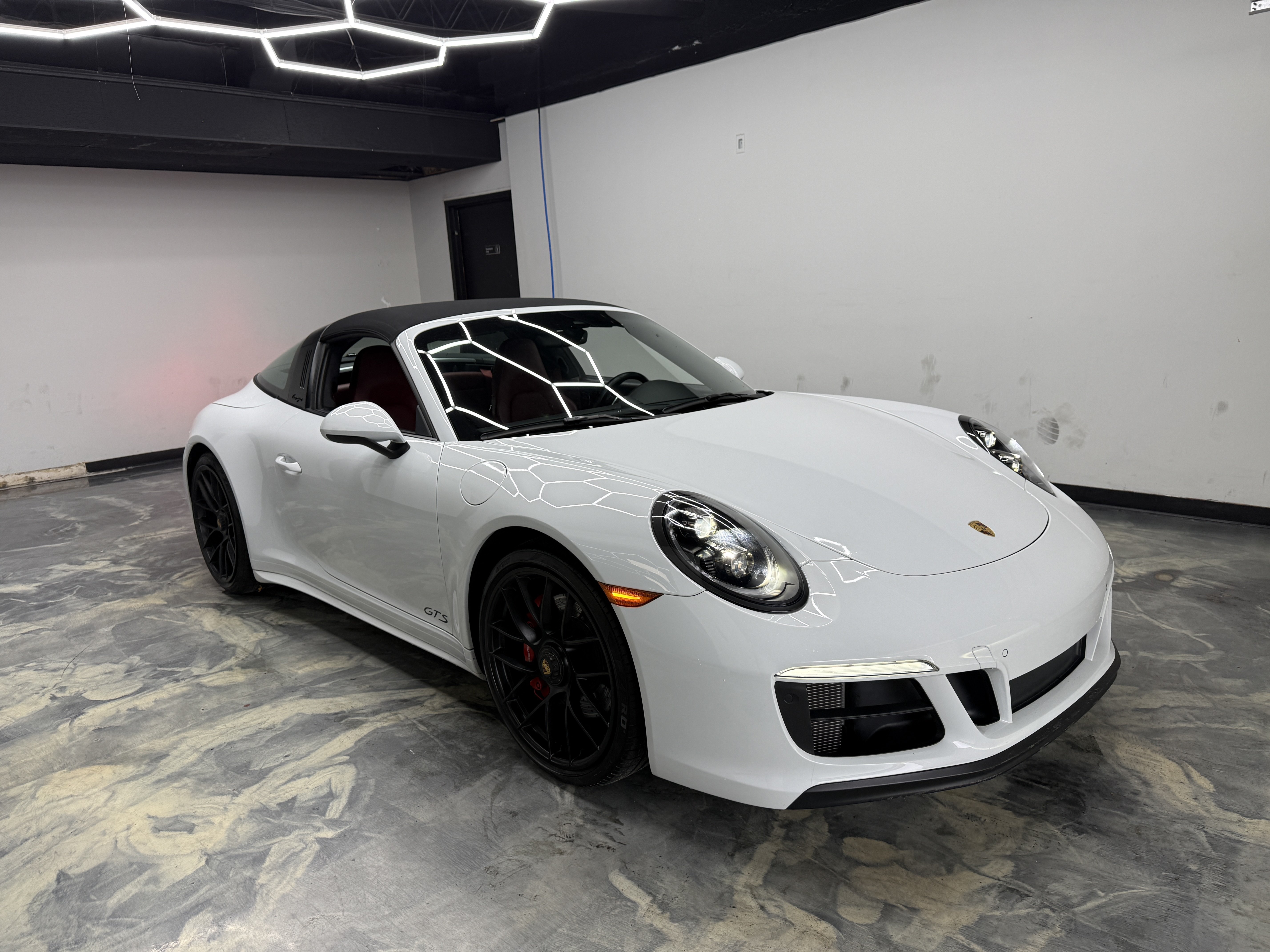 Used 2019 Porsche 911 Targa 4 GTS AWD/4WD image 12