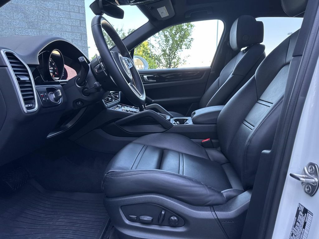 Certified 2023 Porsche Cayenne AWD/4WD image 19