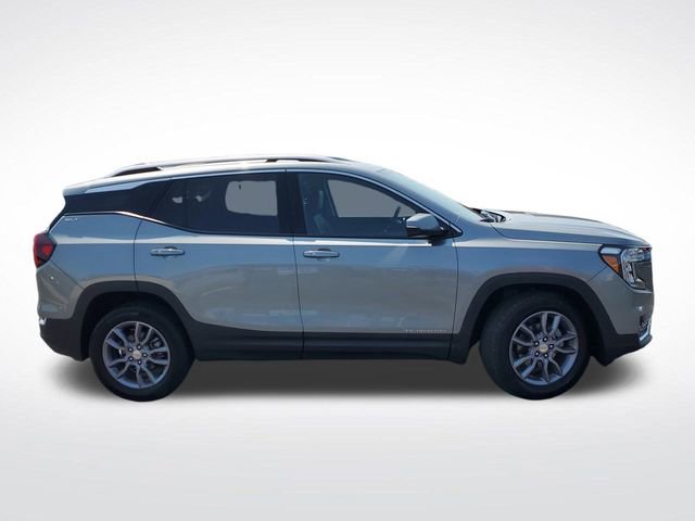 Used 2023 GMC Terrain SLT image 2