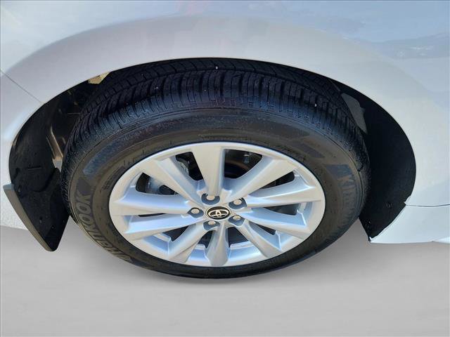 Used 2025 Toyota Corolla LE image 11