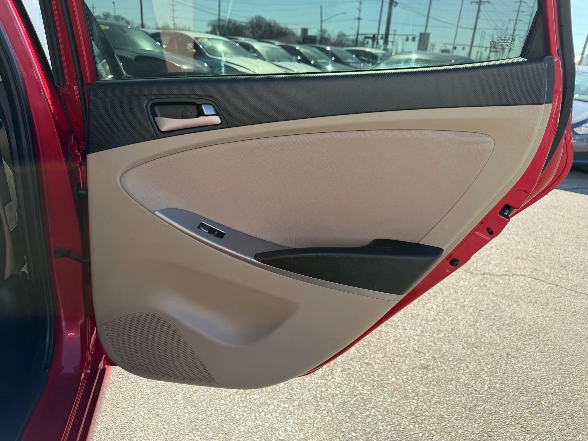 Used 2016 Hyundai Accent SE image 31