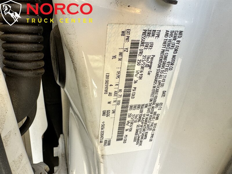 Used 2015 Ford Focus SE FWD image 21