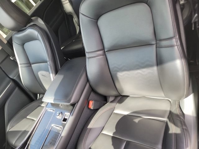 Certified 2023 Lincoln Aviator AWD w/ Premium Package image 28