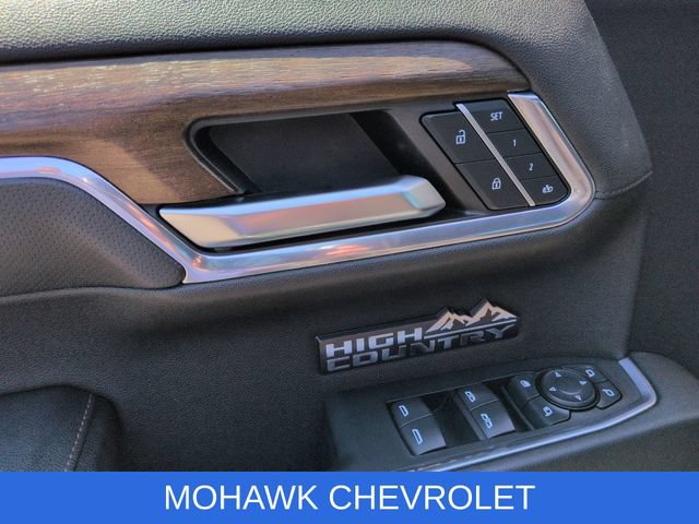 Certified 2024 Chevrolet Silverado 1500 High Country w/ Technology Package AWD/4WD image 31