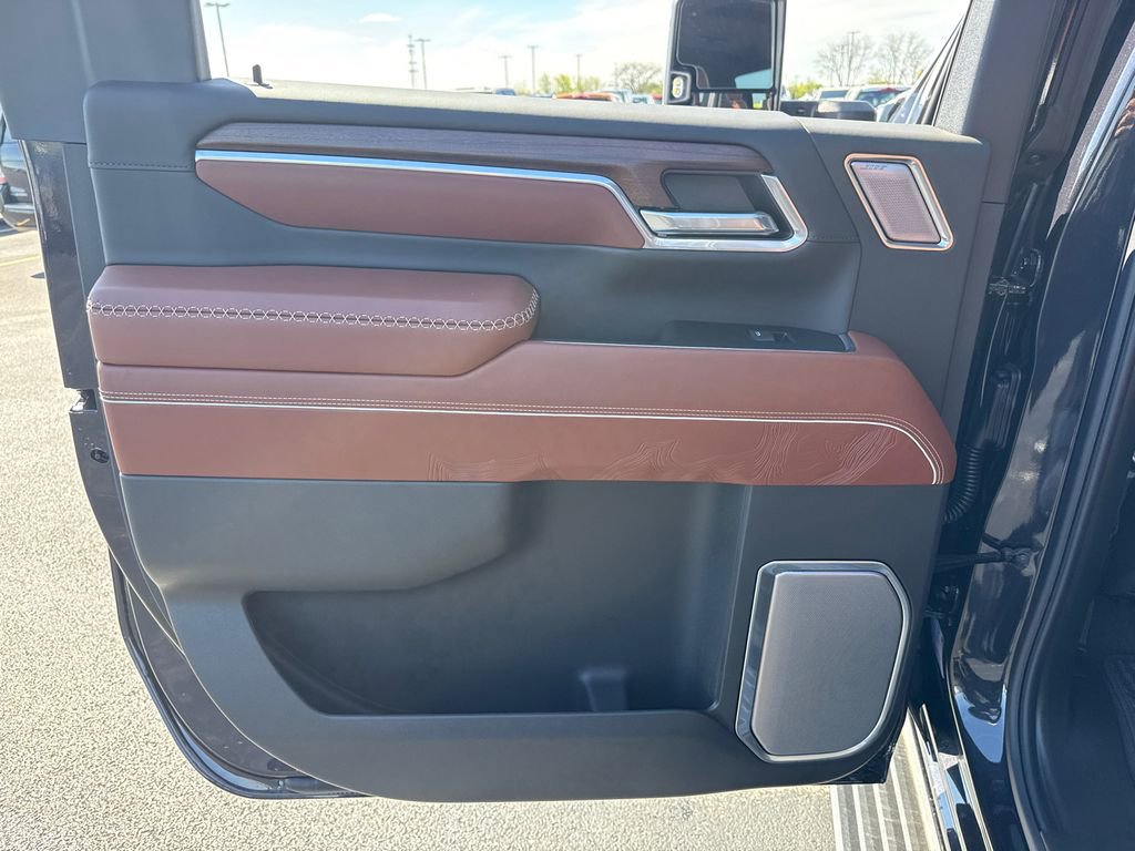 New 2026 GMC Sierra 2500 Denali Ultimate w/ Snow Plow Prep/Camper Package AWD/4WD image 33