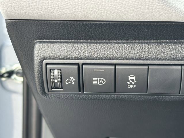 Used 2026 Toyota Corolla SE FWD image 24