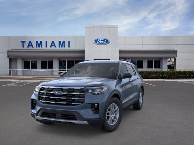 New 2026 Ford Explorer Active w/ Active Comfort Package image 2