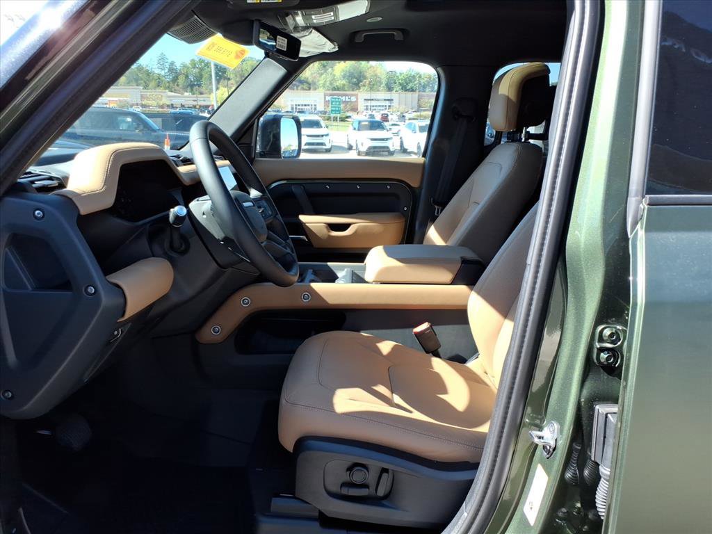 New 2026 Land Rover Defender 110 X-Dynamic SE image 11