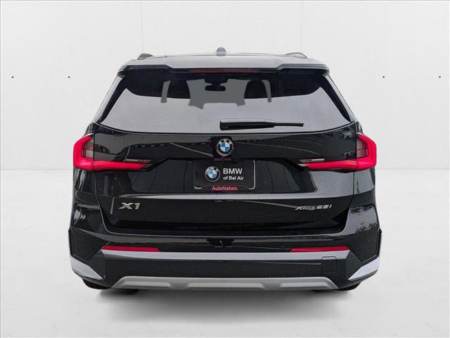 Used 2025 BMW X1 xDrive28i w/ Premium Package image 8