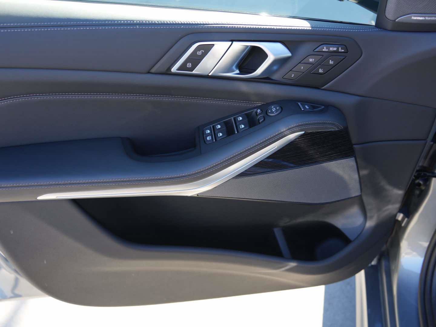 New 2026 BMW X7 M60i w/ Executive Package image 19