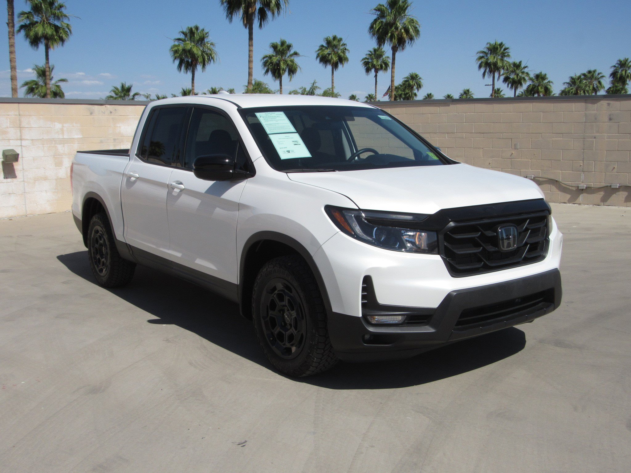 Used 2025 Honda Ridgeline Sport+ image 2
