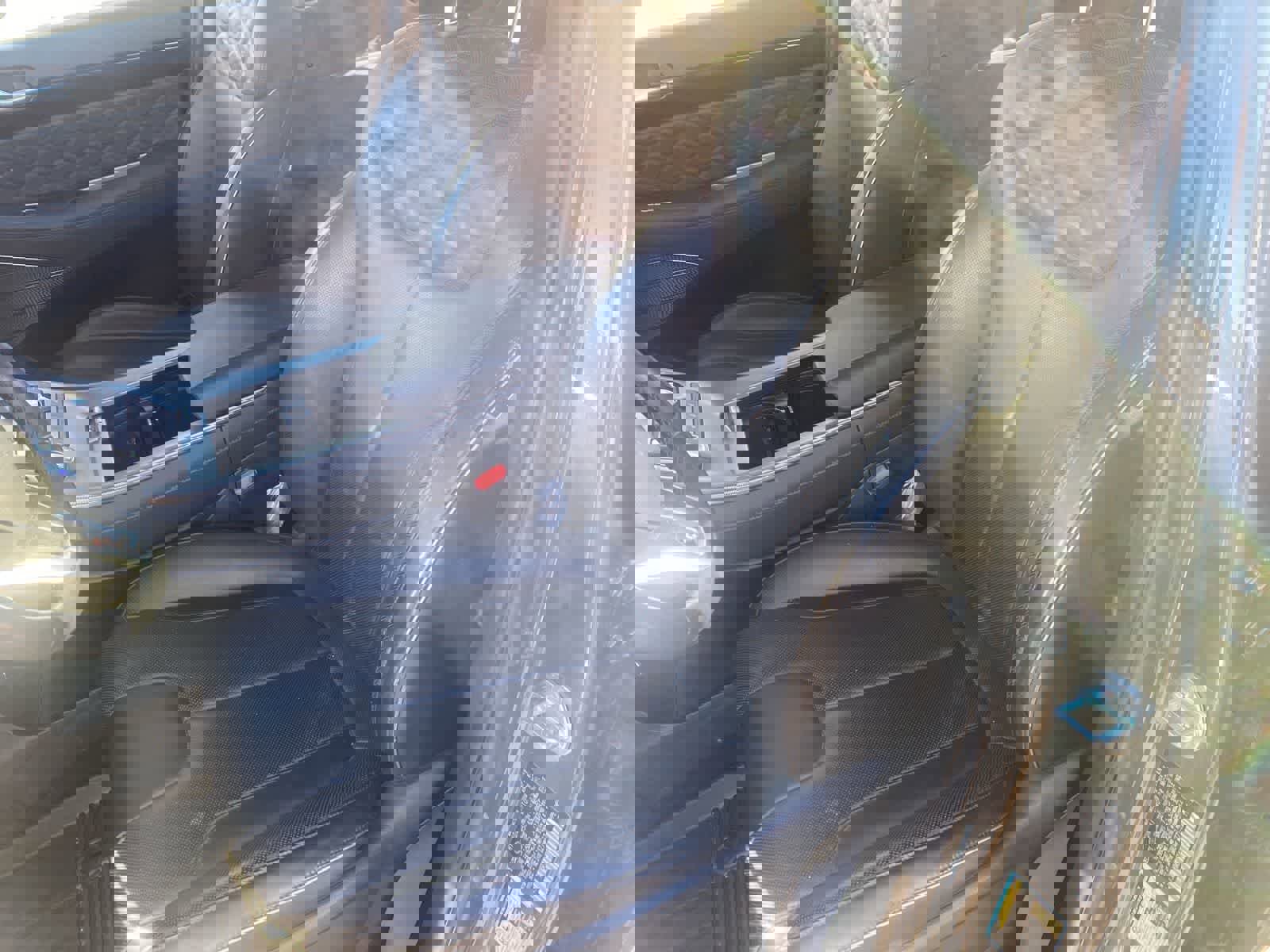 Used 2022 Hyundai Palisade Calligraphy w/ Winter Package image 12