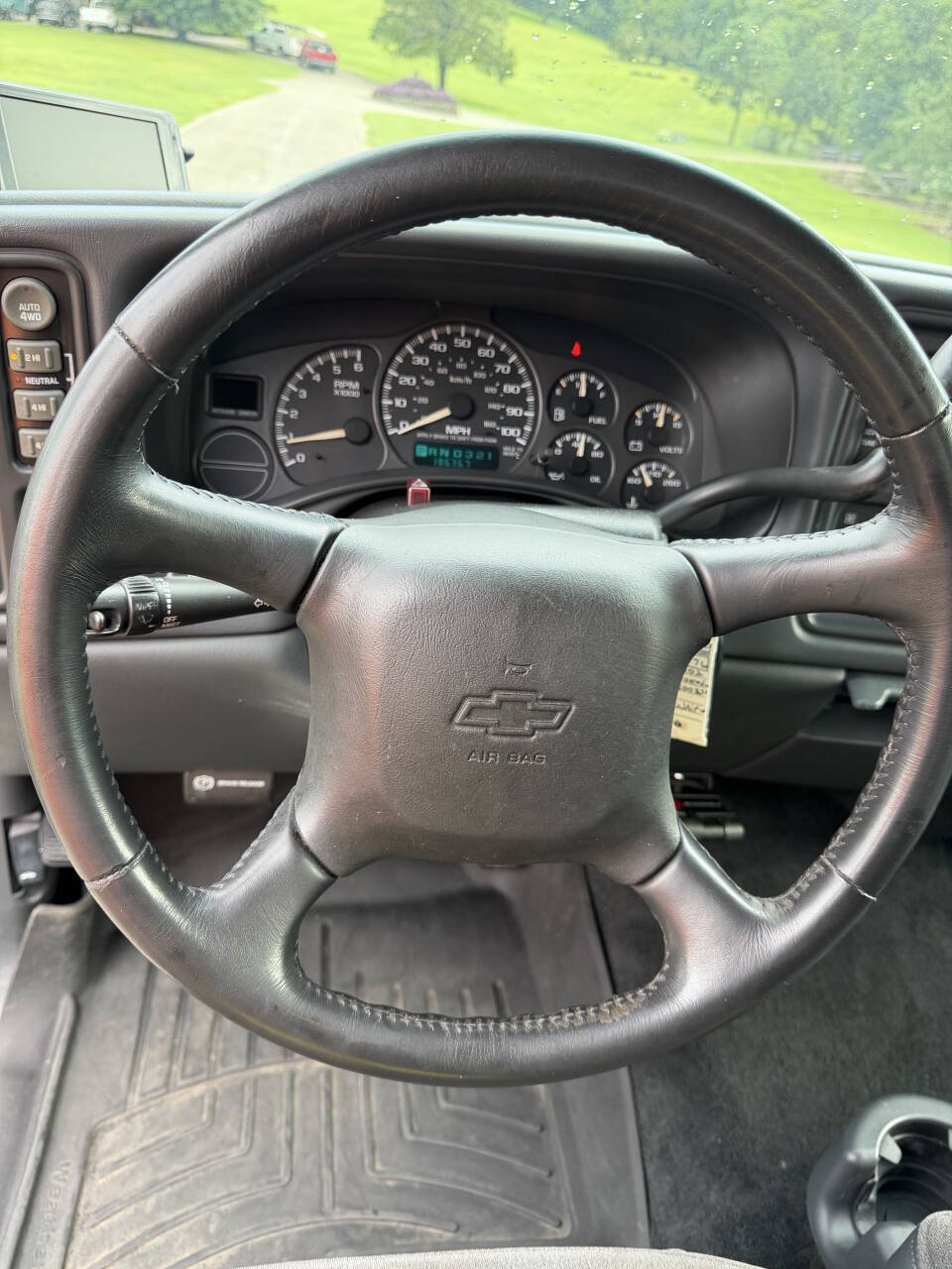 Used 2002 Chevrolet Silverado 1500 LS w/ Off-Road Pkg AWD/4WD image 25