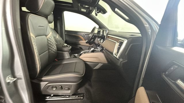 Used 2026 GMC Canyon Denali AWD/4WD image 30
