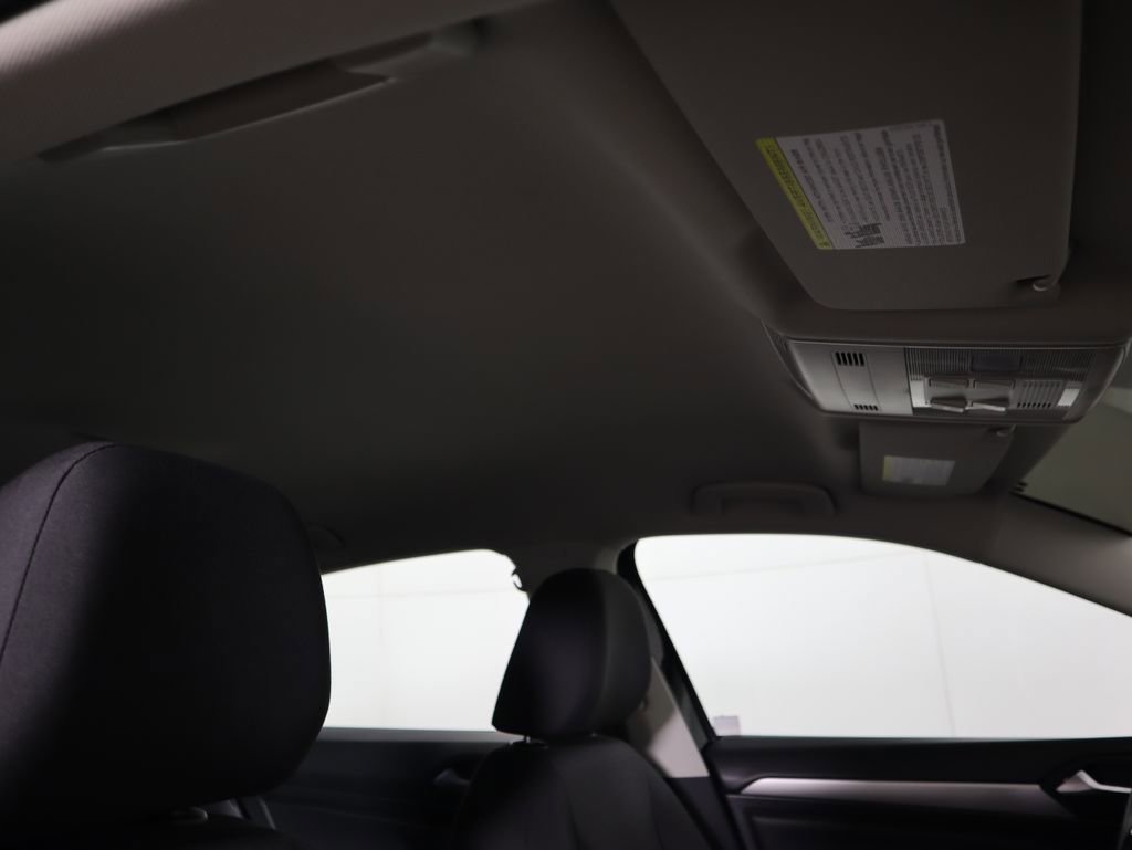 Used 2019 Volkswagen Jetta S w/ Driver Assistance Package image 18