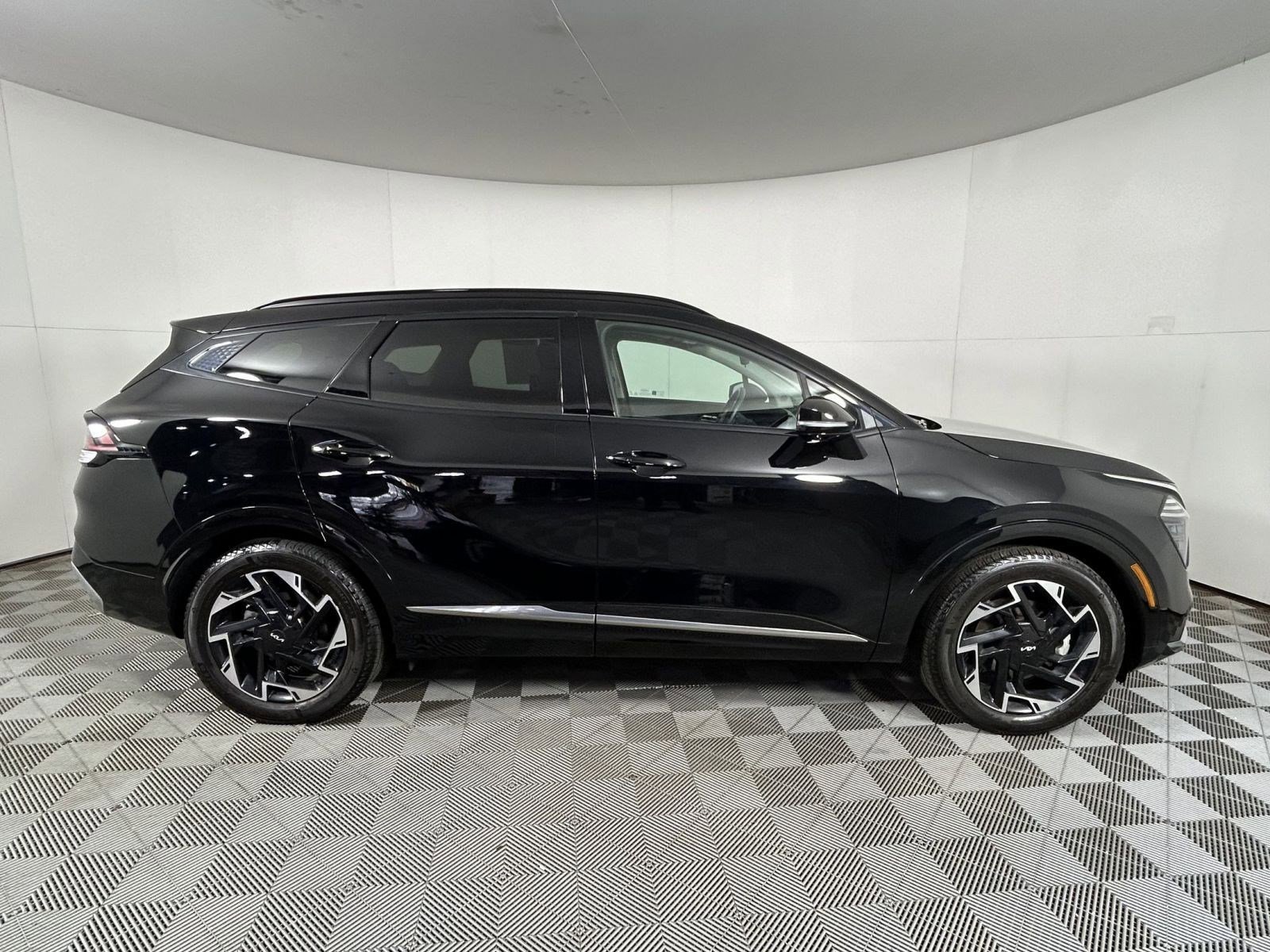 Certified 2024 Kia Sportage SX image 7