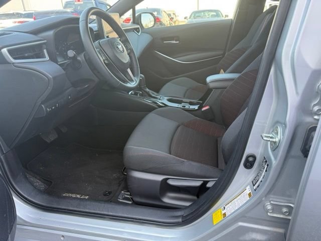 Used 2025 Toyota Corolla SE FWD image 22