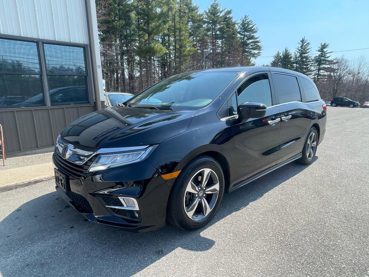 Used 2018 Honda Odyssey Touring image 1