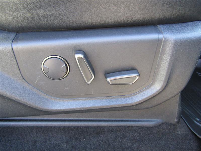 Used 2018 Ford F150 Raptor w/ Equipment Group 802A Luxury image 42