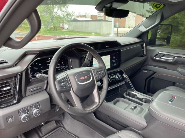 Used 2025 GMC Sierra 2500 AT4 w/ AT4 Premium Plus Package AWD/4WD image 12