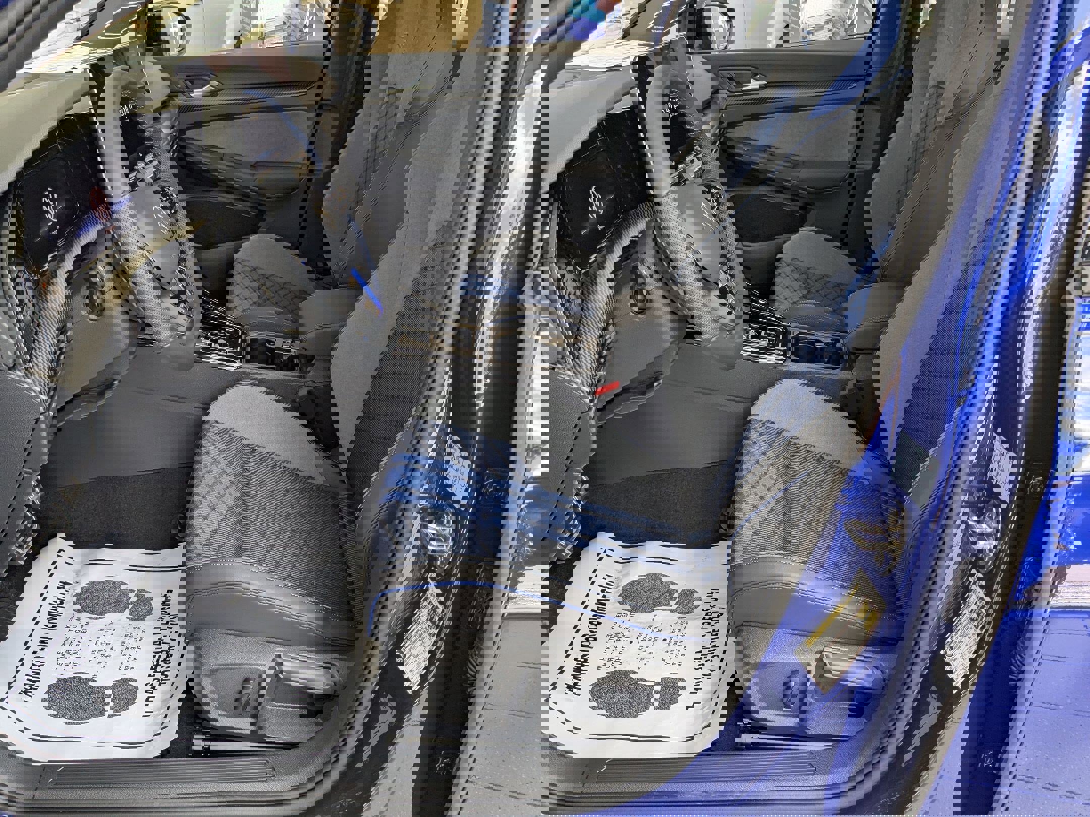 New 2025 Volkswagen Golf R Black Edition image 14