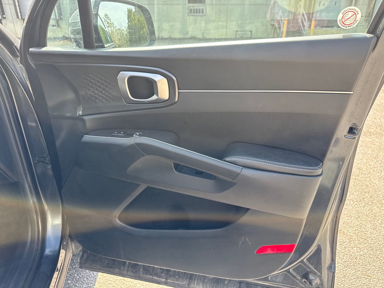 Used 2024 Kia Sorento S image 14