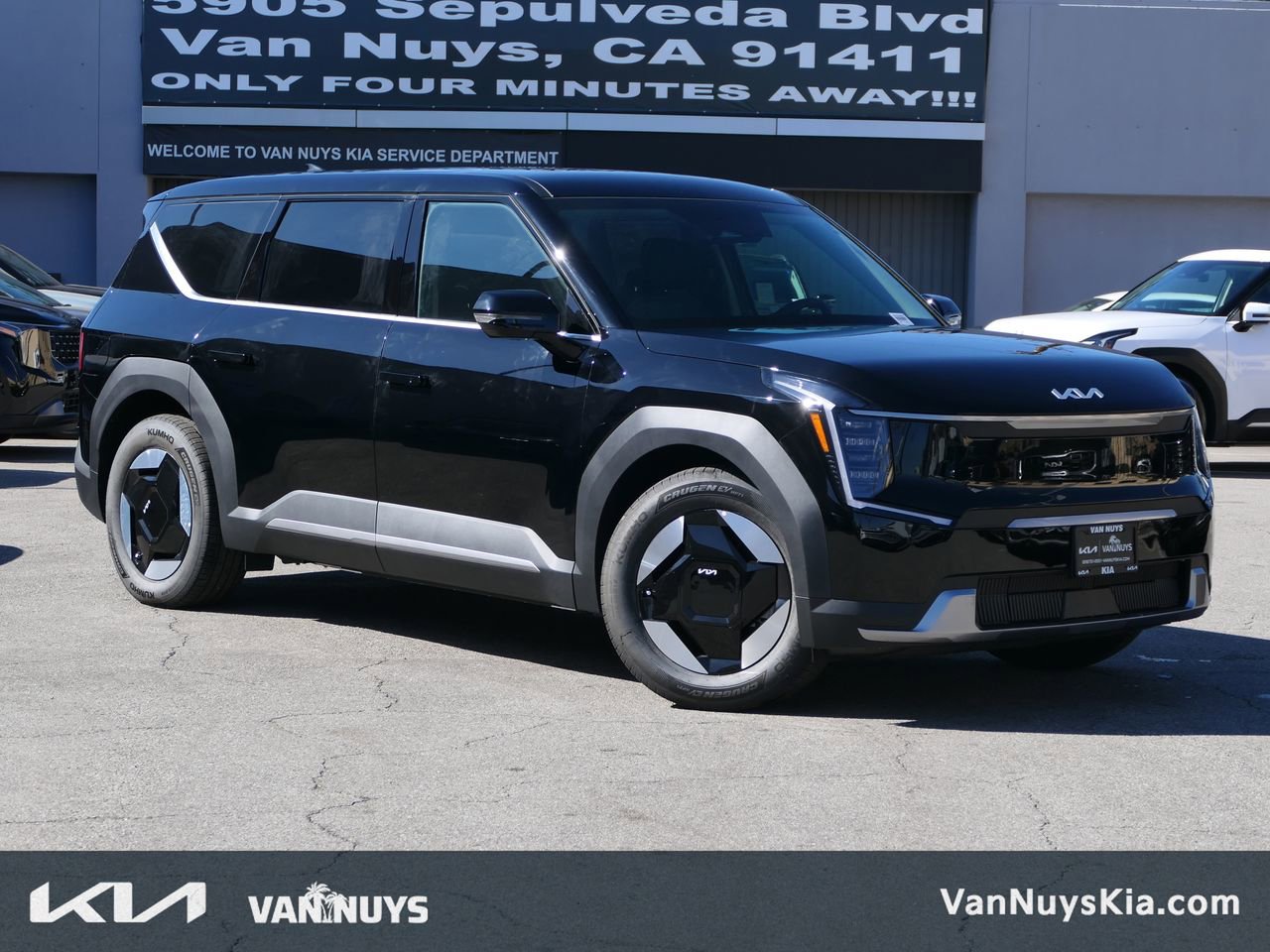 New 2026 Kia EV9 Light image 1