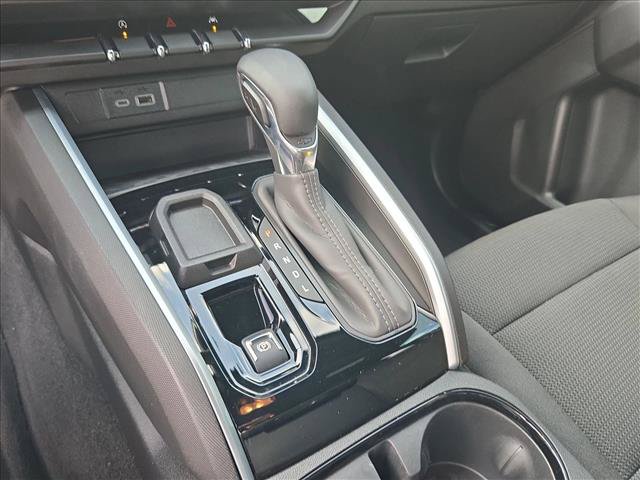 Used 2024 Chevrolet Colorado LT w/ LT Convenience Package RWD image 12