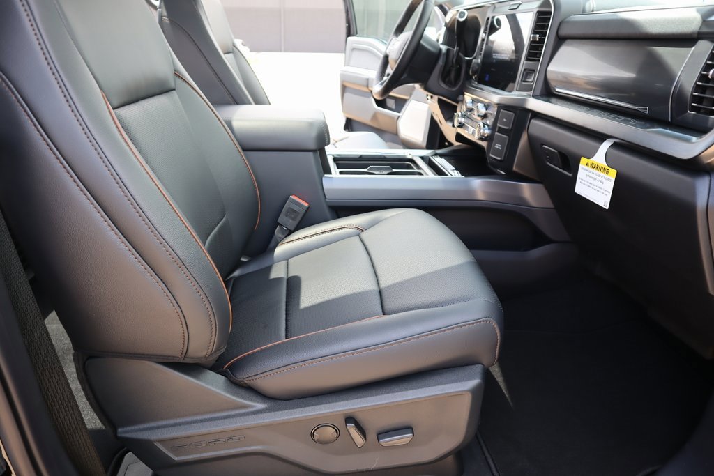 New 2025 Ford F350 Lariat w/ Lariat Ultimate Package image 14