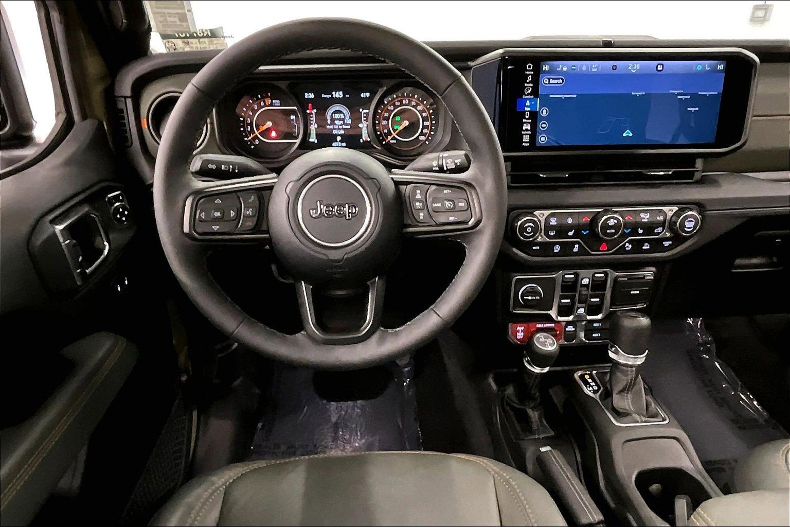 Used 2025 Jeep Gladiator Mojave AWD/4WD image 6