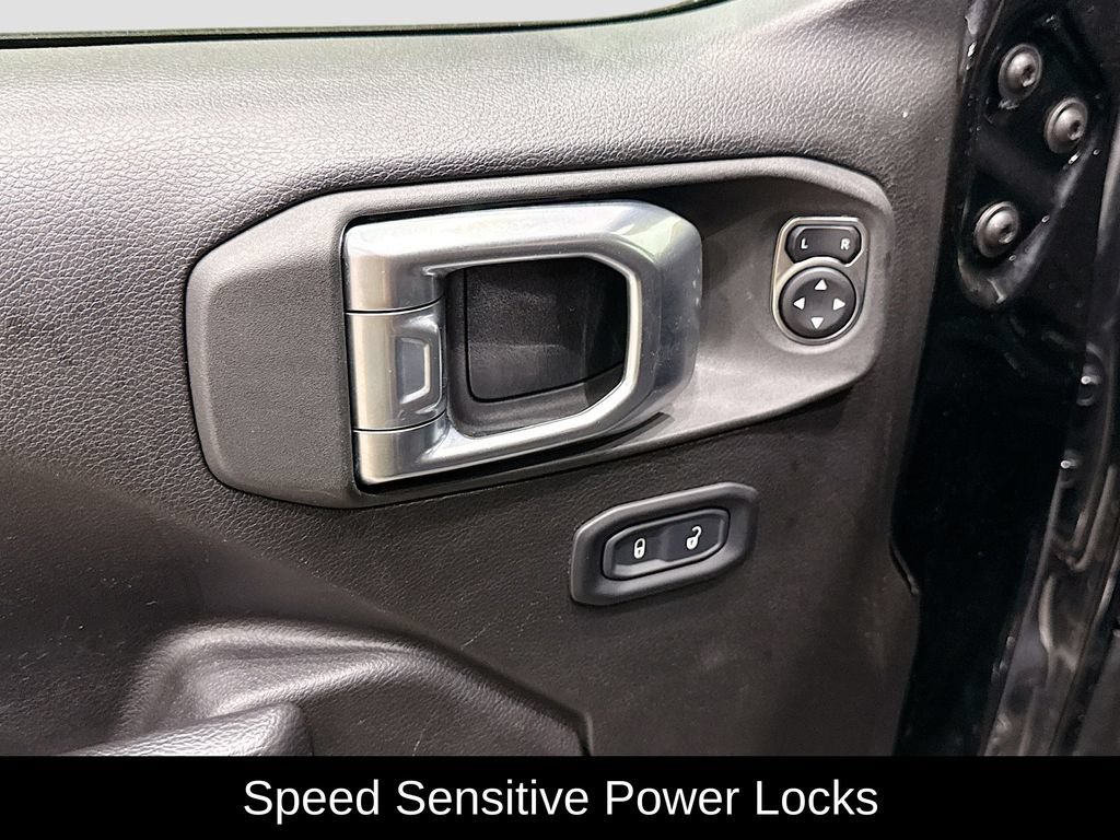 Used 2022 Jeep Wrangler Sport AWD/4WD image 17