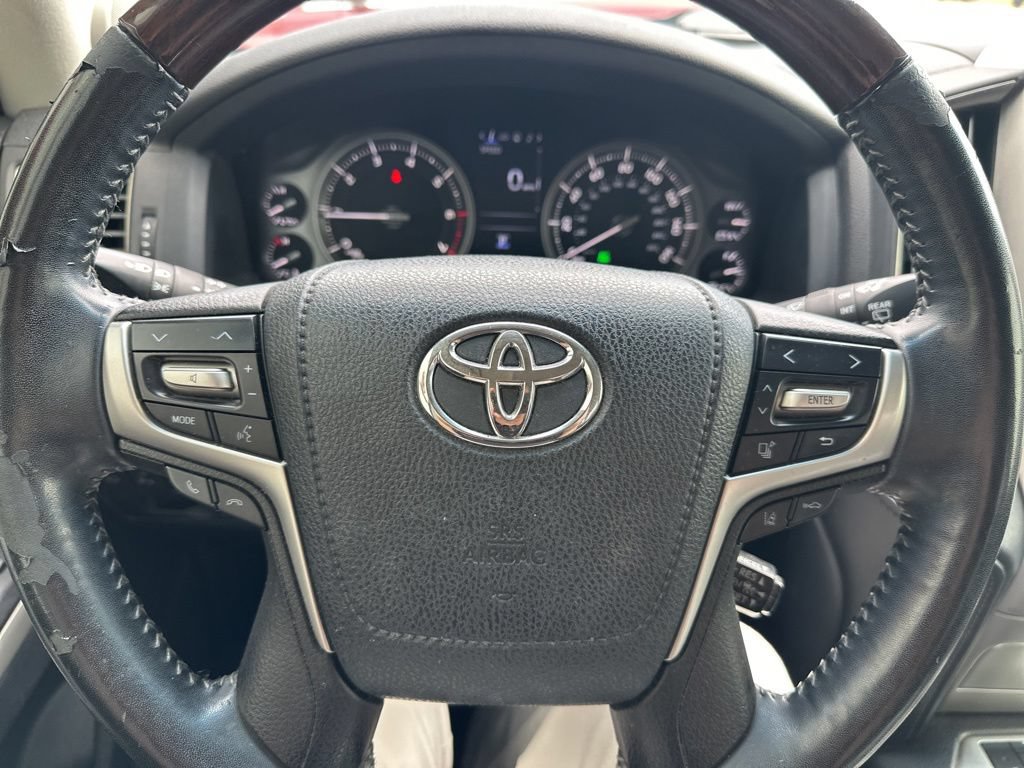 Used 2018 Toyota Land Cruiser AWD/4WD image 12