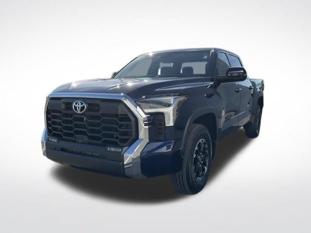 Used 2025 Toyota Tundra SR5 w/ TRD Off-Road Package AWD/4WD image 11
