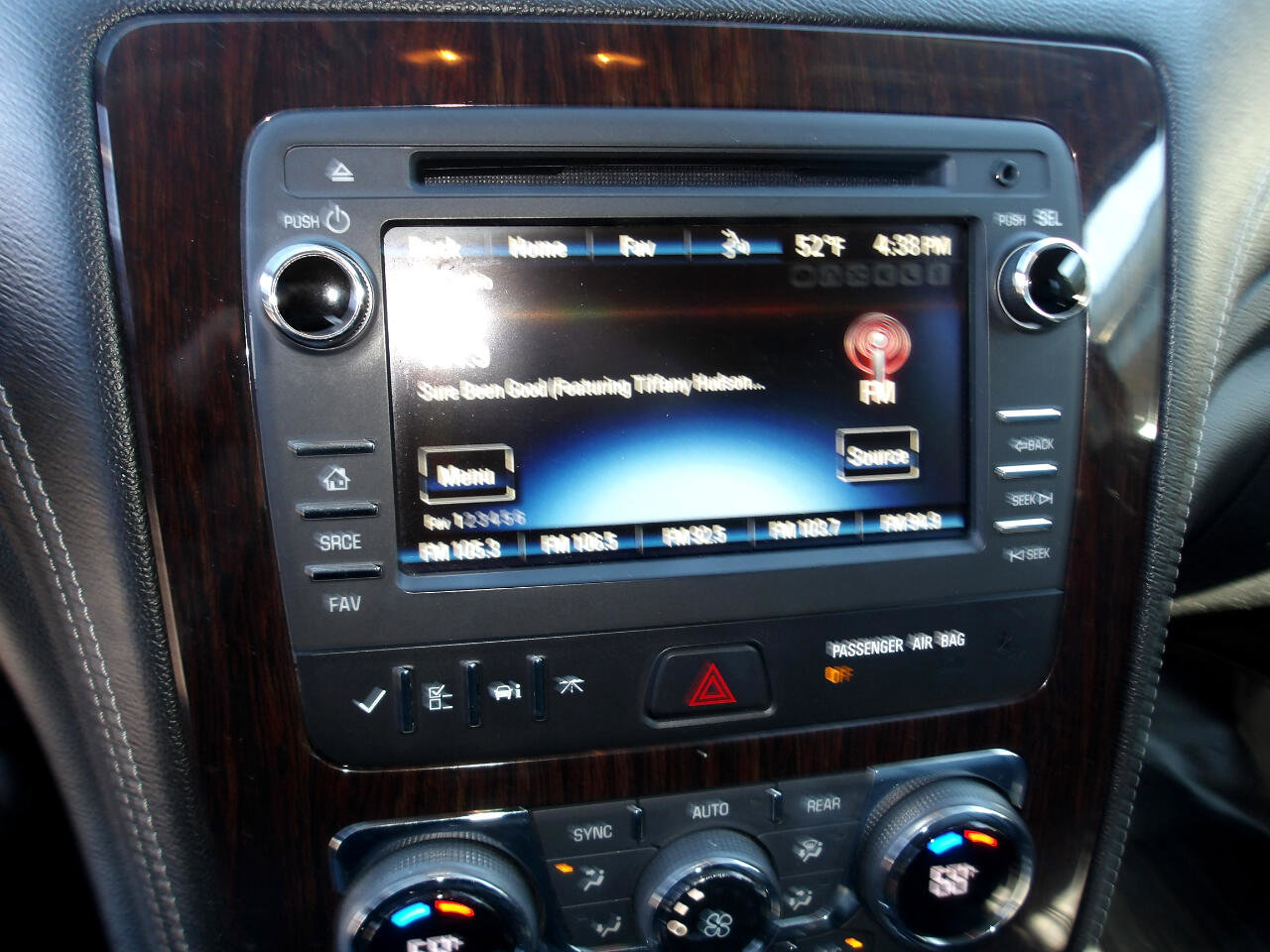 Used 2016 Chevrolet Traverse LT image 20